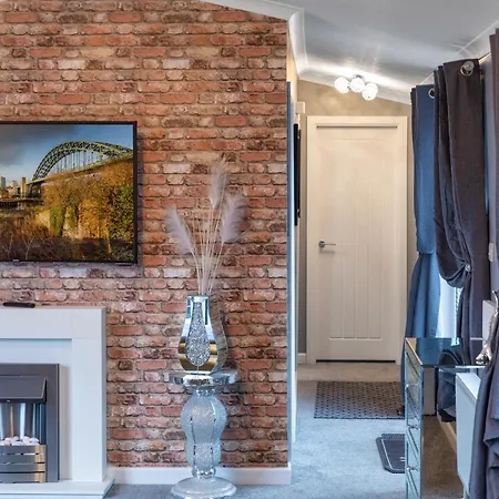 Family Luxury With Hot Tub York