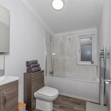 Family Luxury With Hot Tub Lägenhet