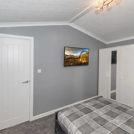 Lägenhet Family Luxury With Hot Tub