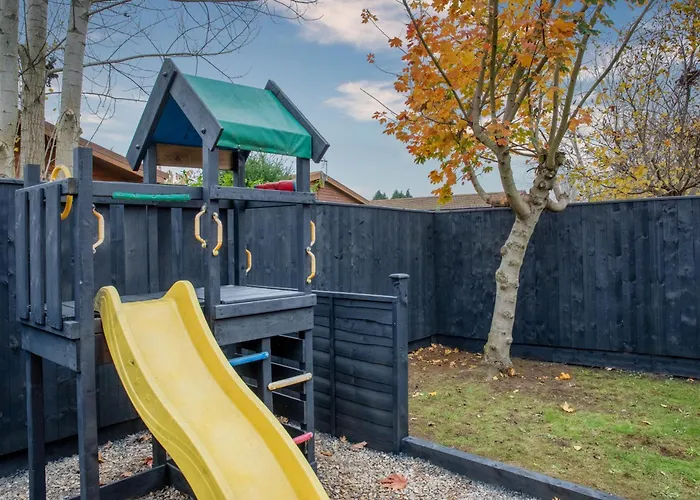 Family Luxury With Hot Tub Apartment York