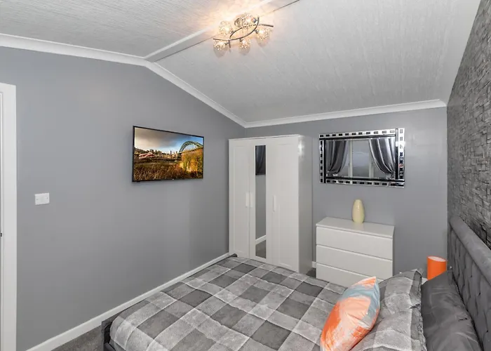 Family Luxury With Hot Tub *