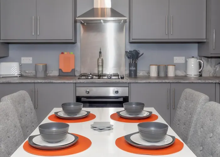 Family Luxury With Hot Tub * York